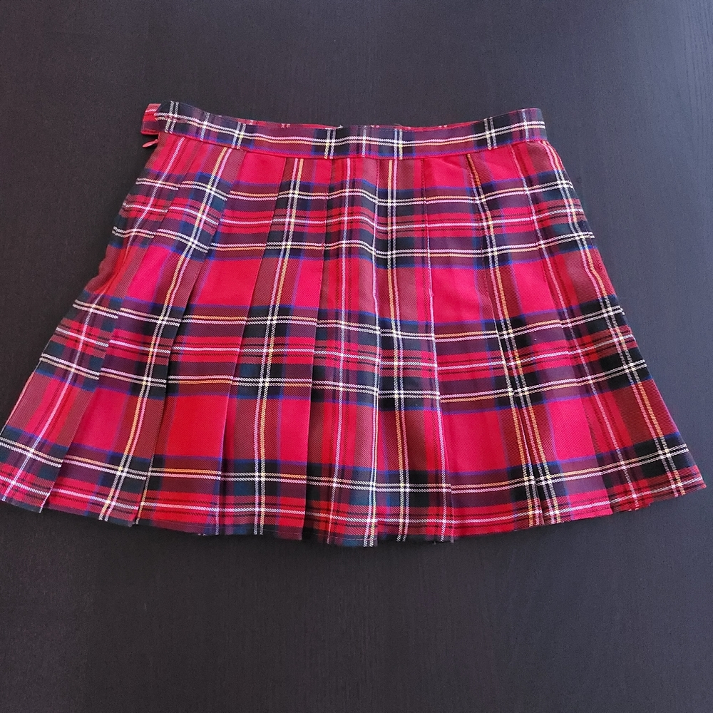 Red mini SKORT